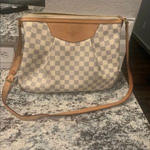 Louis Vuitton Siracusa PM